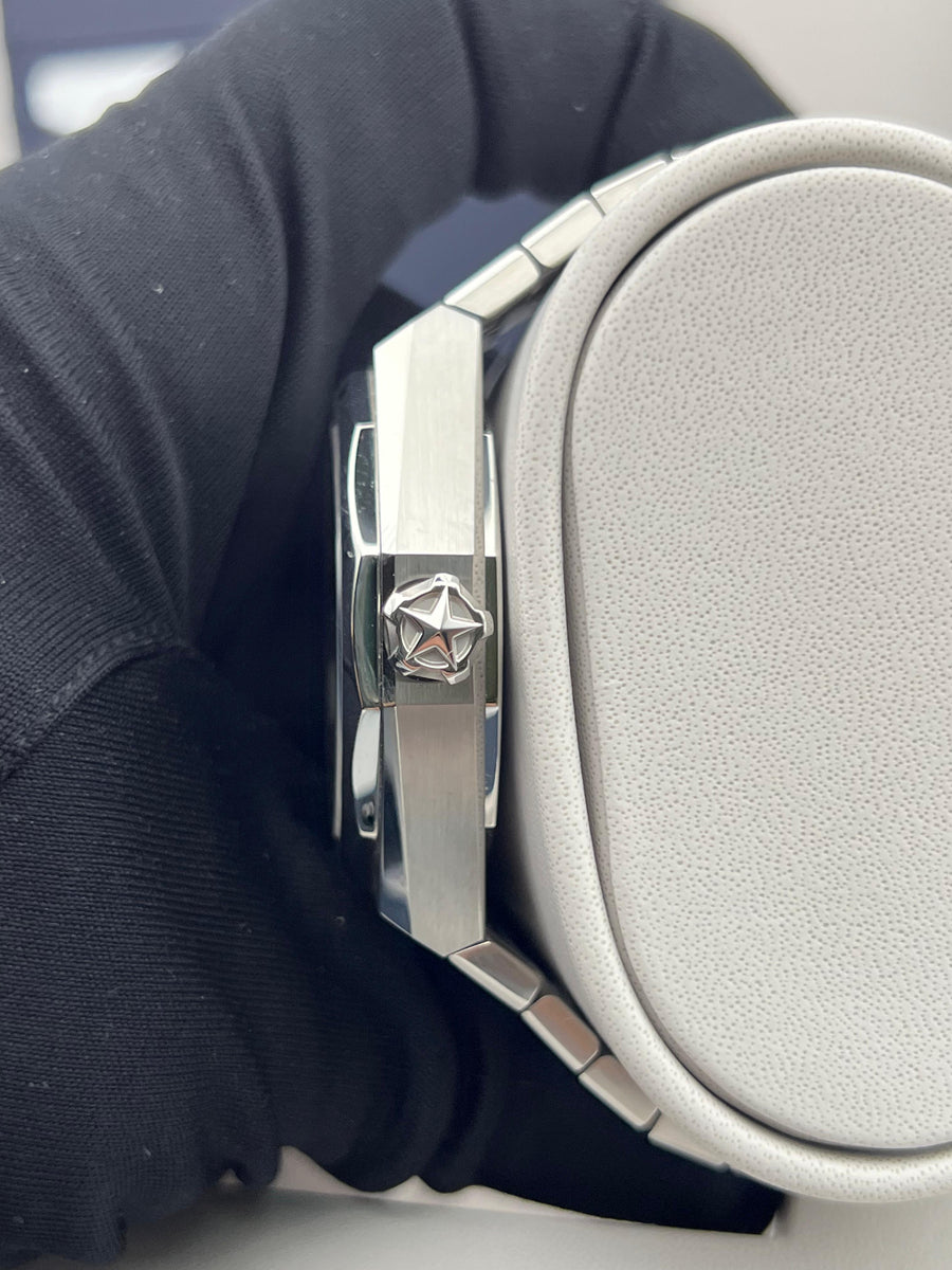 New/Unworn Zenith Defy Skyline Skeleton 03.9300.3620/78.I001 Complete Set Dated 2024