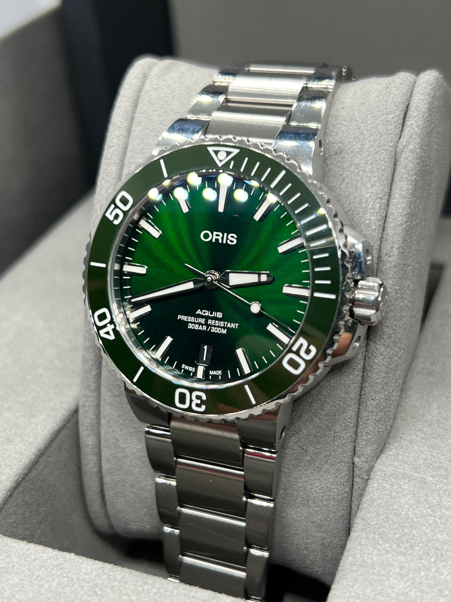 Oris Aquis Date 01 733 7732 4157-07 Complete Set Dated 2019