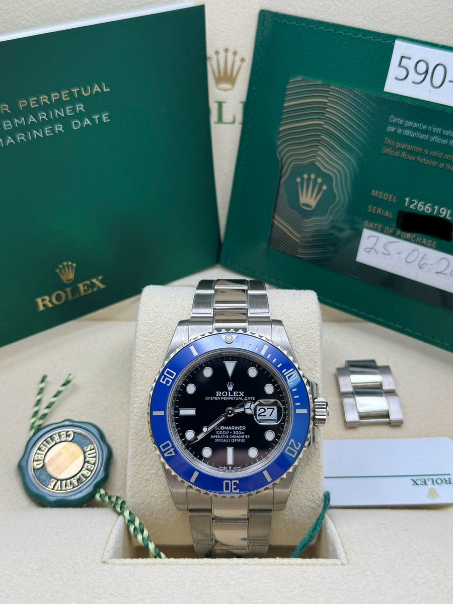 Rolex Submariner Date 126619LB Complete Set Dated 2023