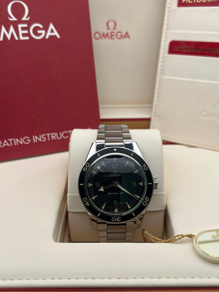 Omega Seamaster 300 234.30.41.21.01.001 Complete Set Dated 2024