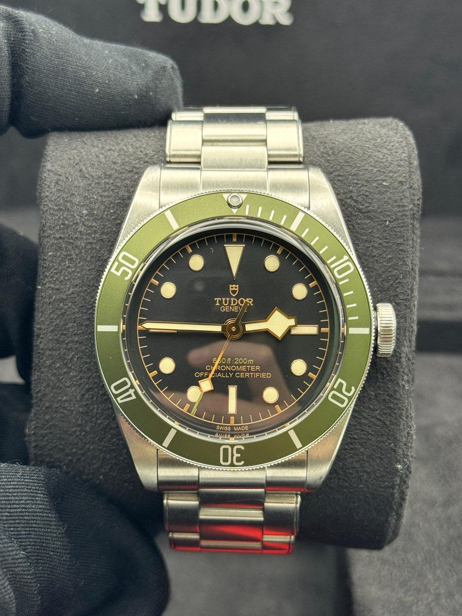 Tudor Blackbay Harrods 79230G Complete Set Dated 2018