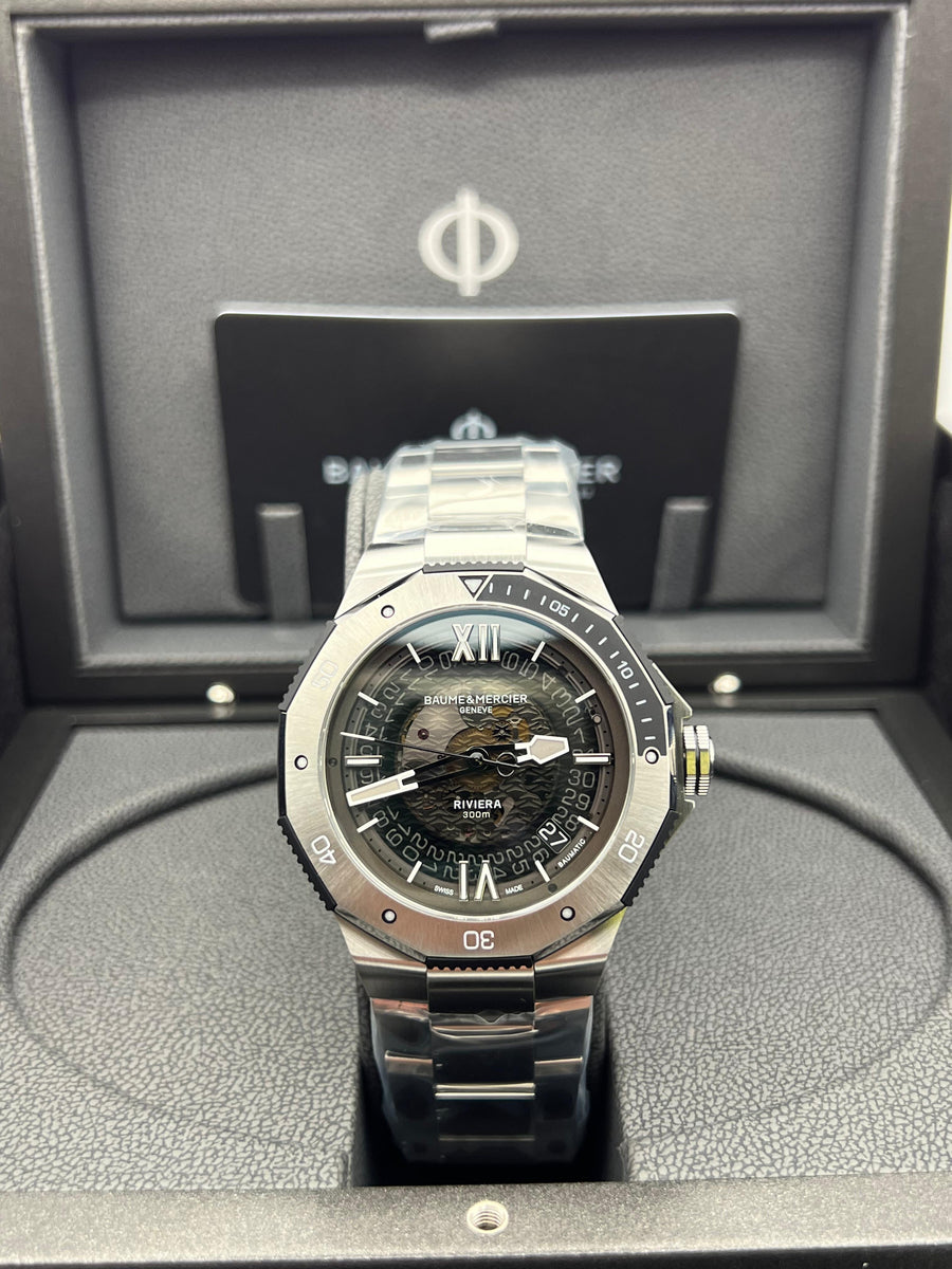 New/Unworn Baume & Mercier Riviera M0A10717 Complete Set