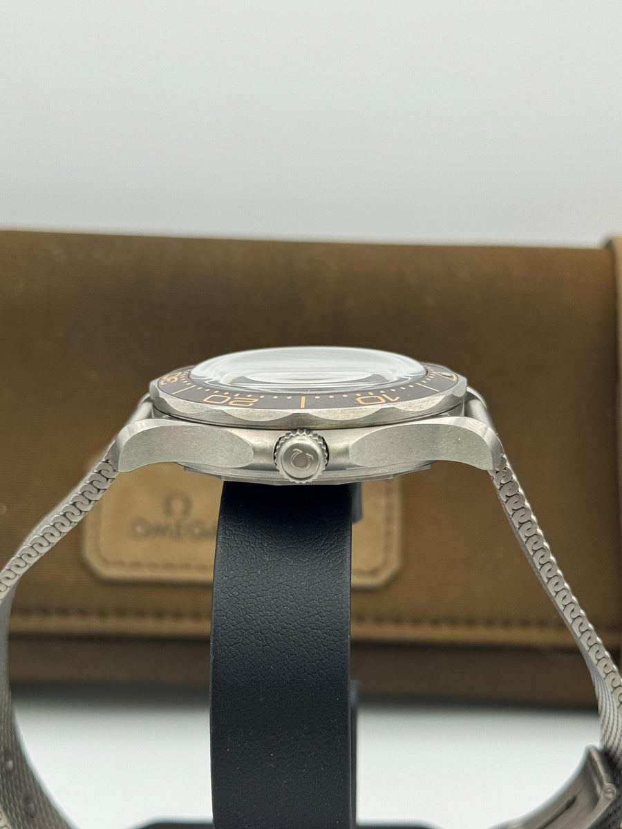 New/Unworn Omega Seamaster Professional No Time To Die 210.90.42.20.01.001 Complete Set Dated 2025