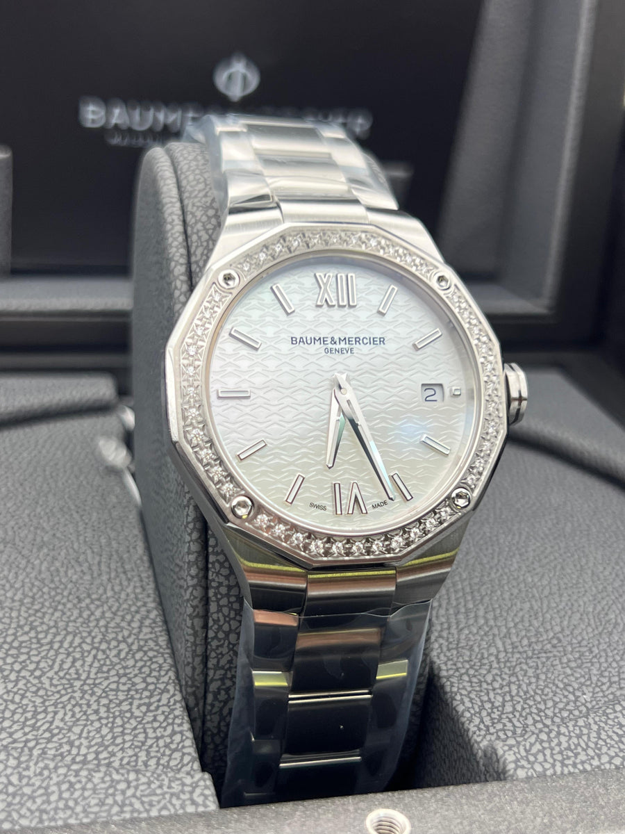New/Unworn Baume & Mercier Riviera M0A10662 Complete Set