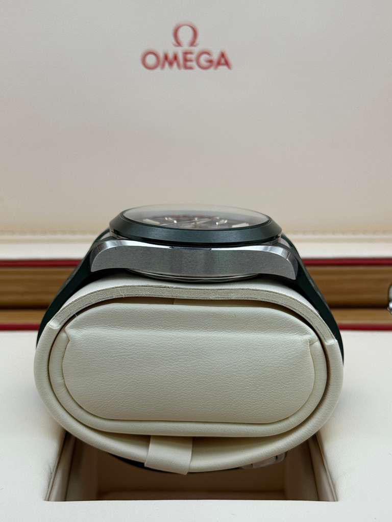 Omega Seamaster Aquaterra World Timer 220.32.43.22.10.001 With Box & Accessories *No Warranty Card*