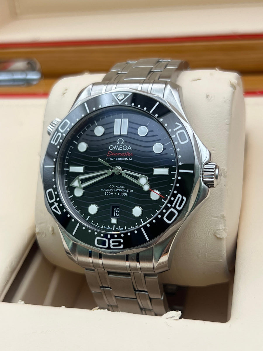 Omega Seamaster Professional 210.30.42.20.01.001 With Box & Papers Dated 2023
