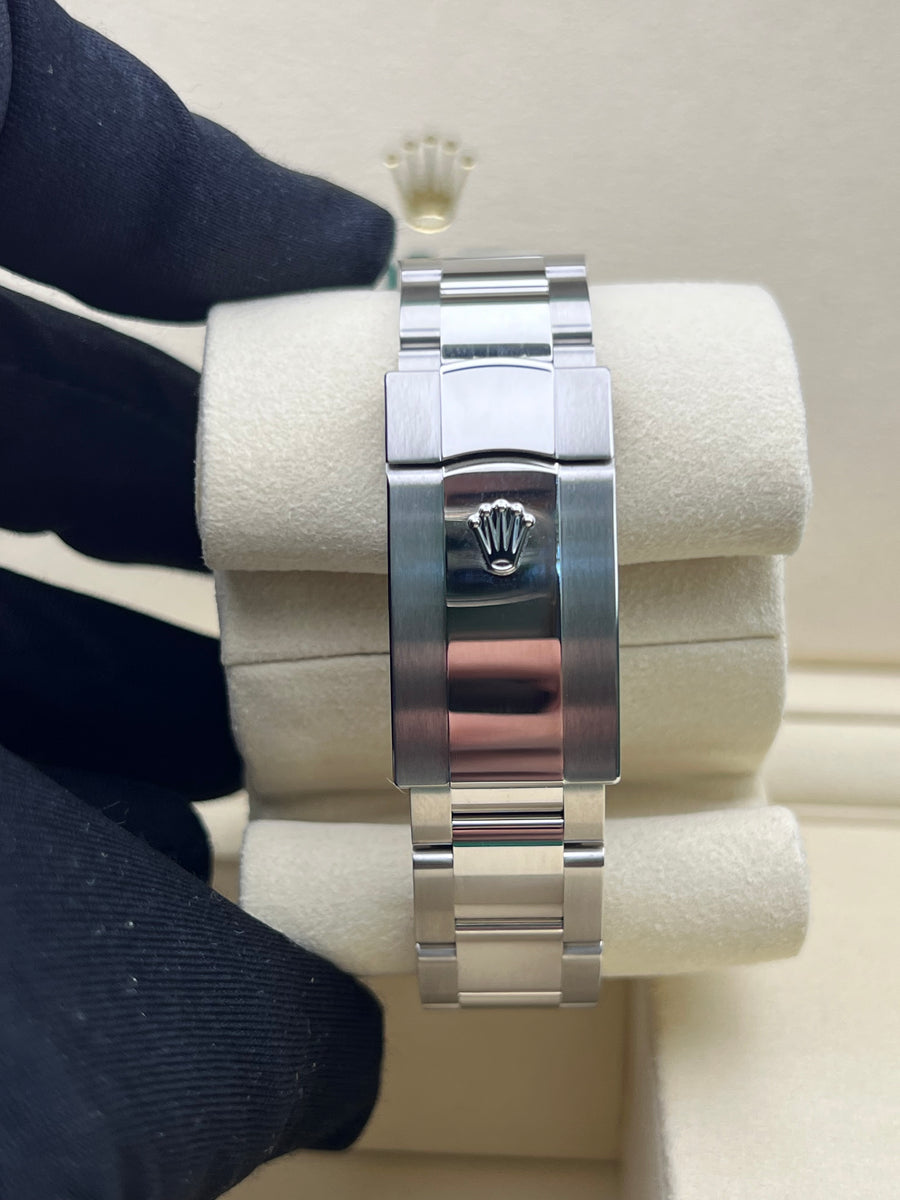 New/Unworn Rolex Datejust 126200 Complete Set Dated 05/2025