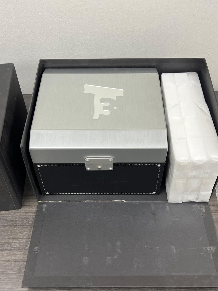 Audemars Piguet Royal Oak Offshore T3 “Terminator” 25863TI.OO.A001CU.01 Complete Set Dated 2004