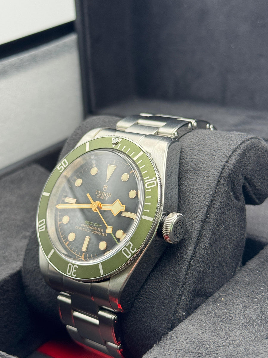 Tudor Blackbay Harrods 79230G Complete Set Dated 2018
