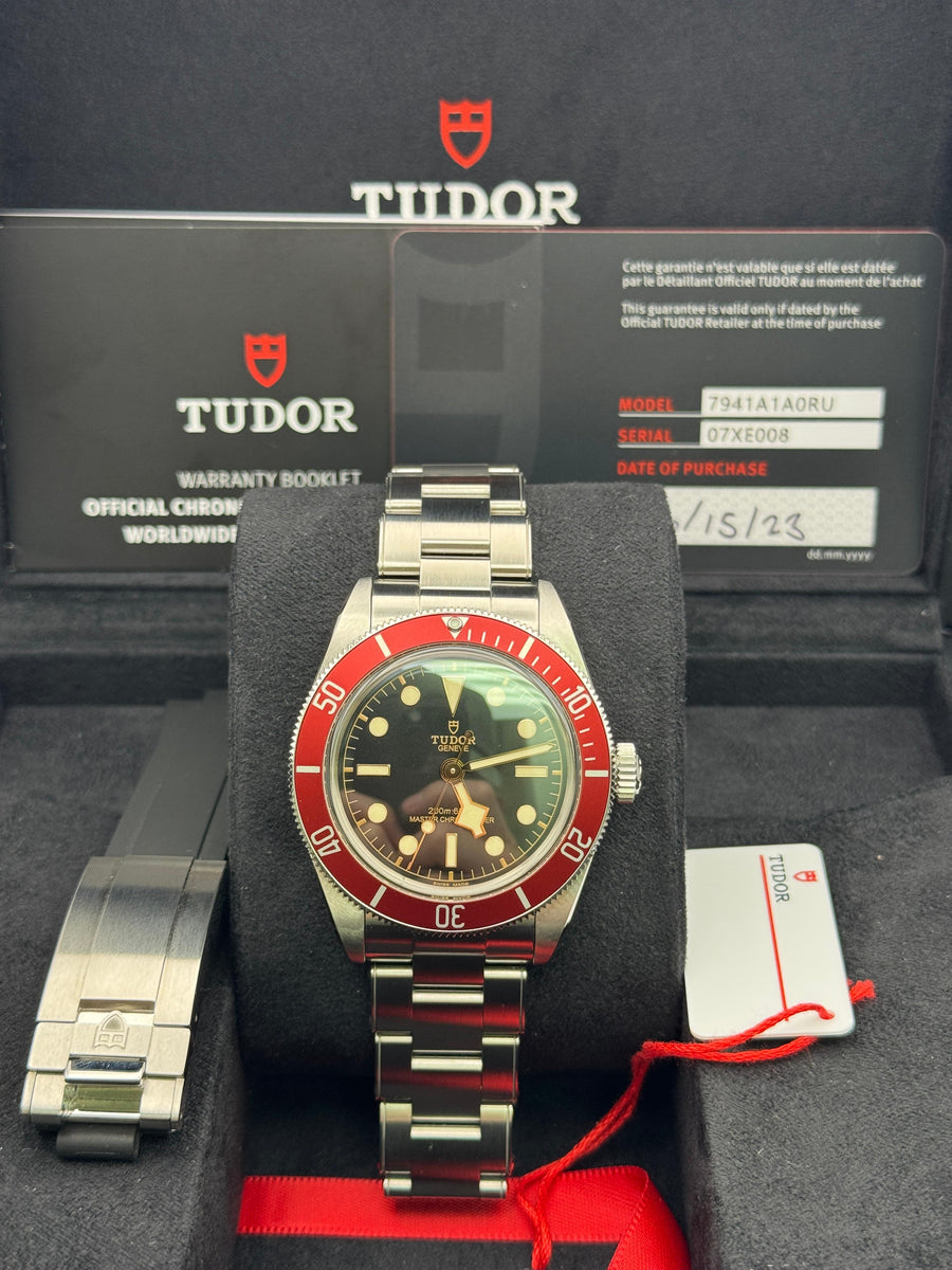Like New Tudor Blackbay 7941A1A0RU Complete Set Dated 2023 + OEM Rubber Strap And Clasp