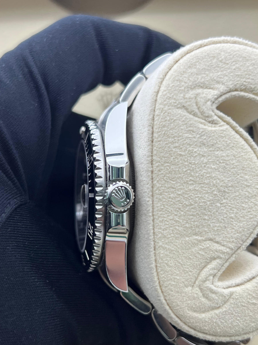 Rolex Submariner Date 116610LN With Papers Only Dated 2014