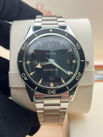 Omega Seamaster 300 234.30.41.21.01.001 Complete Set Dated 2024