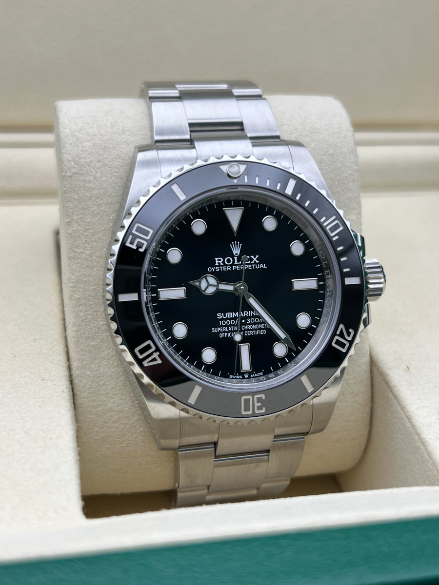 New/Unworn Rolex Submariner 124060LN Complete Set Dated 04/2025