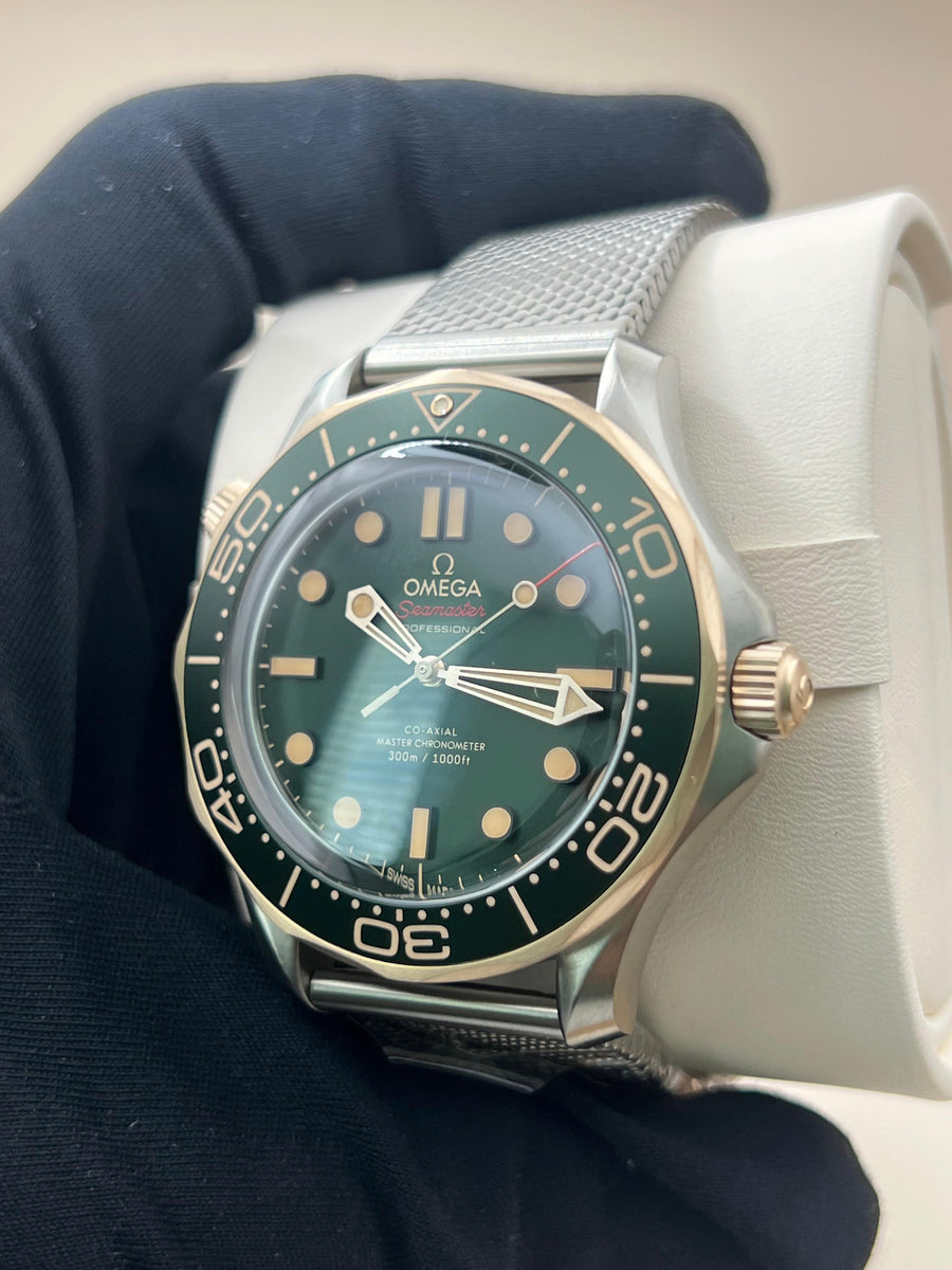 New/Unworn Omega Seamaster Professional 210.90.42.20.10.001 Complete Ser Dated 2025