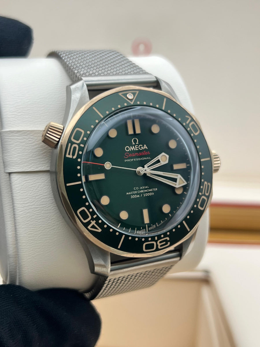 Omega Seamaster Professional 210.90.42.20.10.001 Complete Set Dated 2025