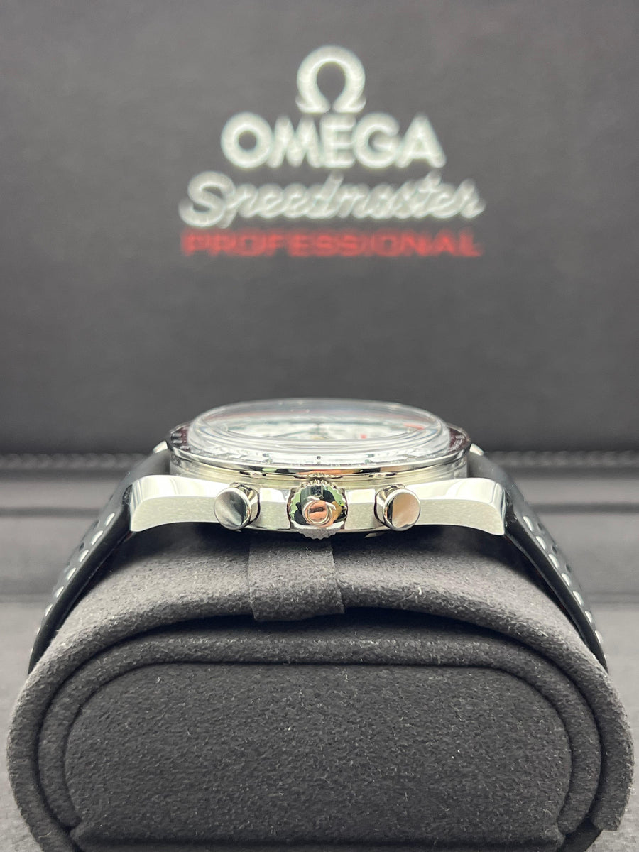 Like New Omega Speedmaster Professional White 310.32.42.50.04.002 Complete Set