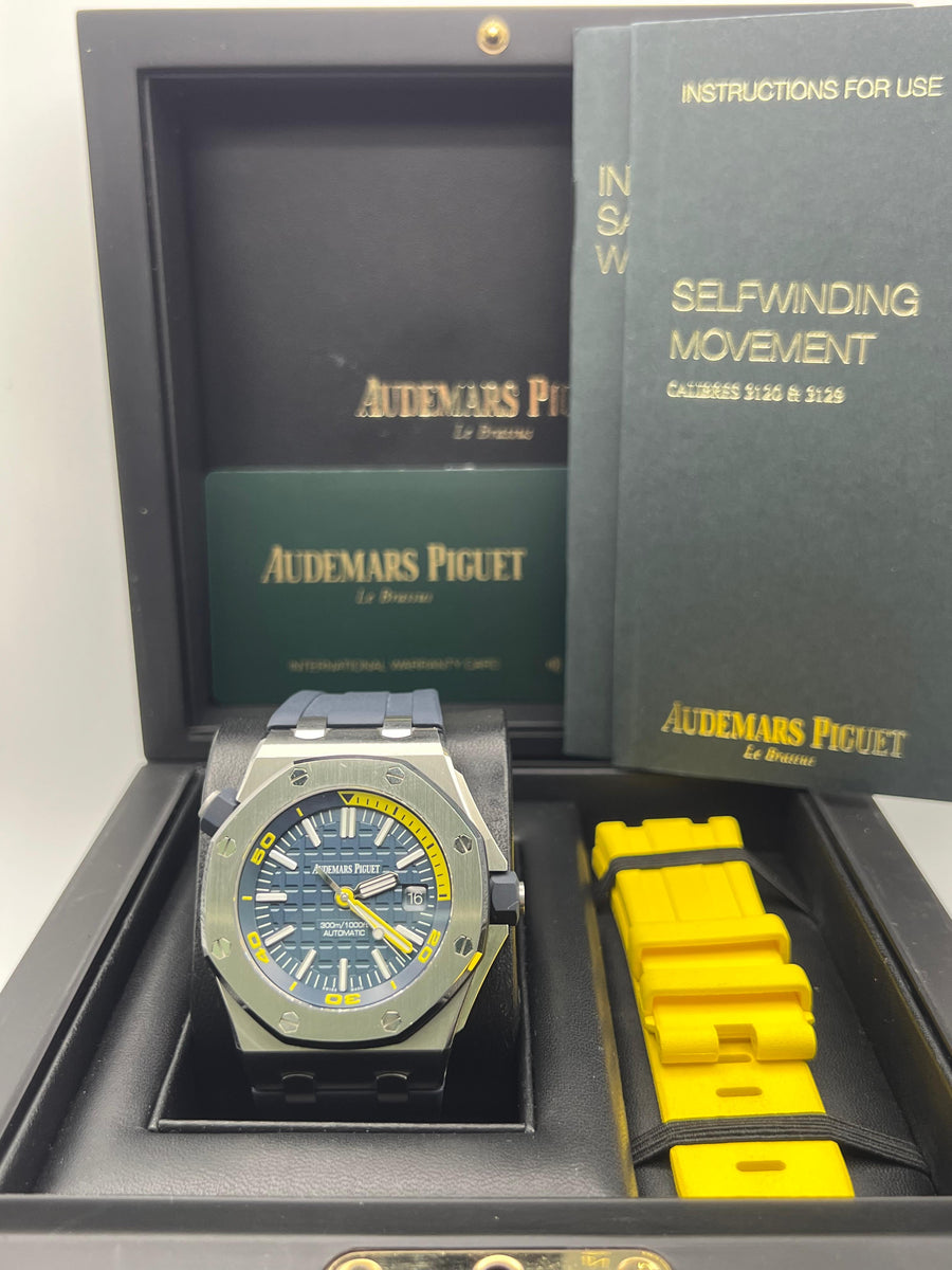 Audemars Piguet Royal Oak Offshore Diver 15710ST.OO.A027CA.01 Complete Set Dated 2019