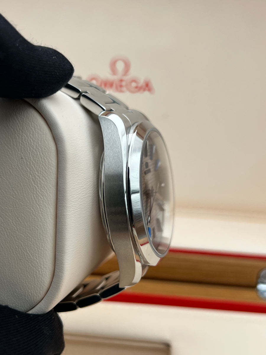 Omega Seamaster Aquaterra 220.10.41.21.06.001 Complete Set