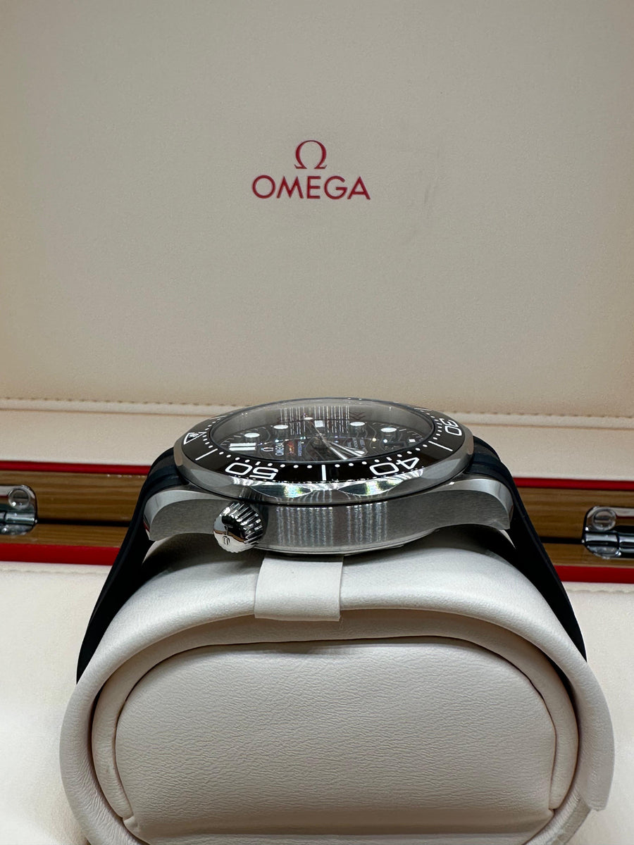 New/Unworn Omega Seamaster Diver 300 ref#210.32.42.20.01.001