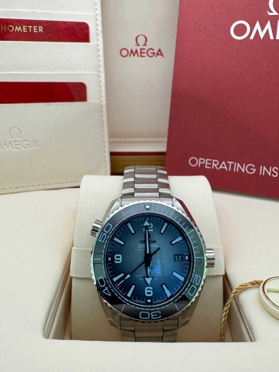 Omega Seamaster Planet Ocean Summer Blue 215.30.40.20.03.002 Complete Set Dated 2024