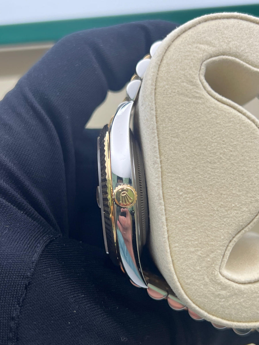 Rolex Datejust Two Tone Wimbledon 126333 With Papers Only Dated 2017