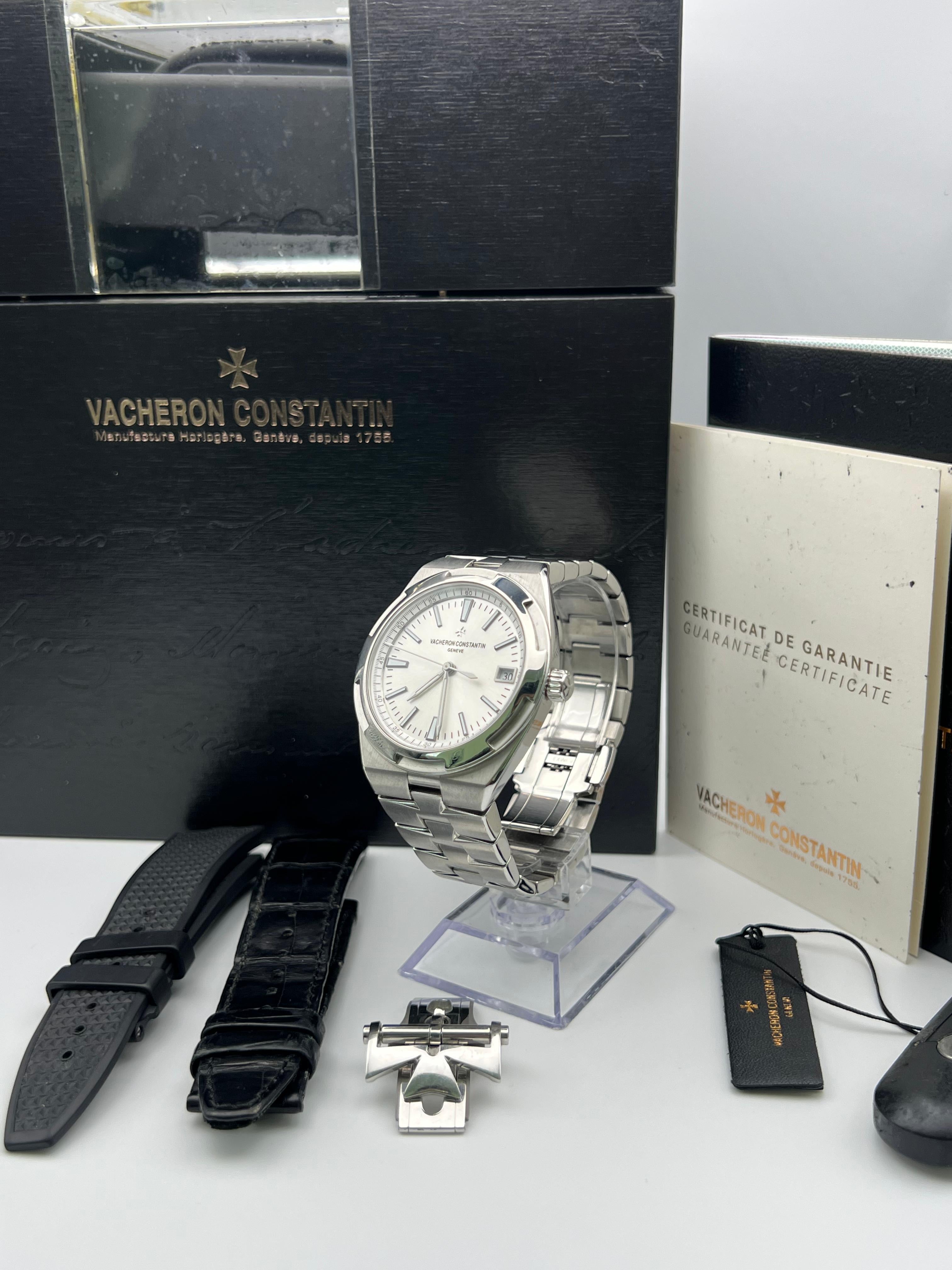 Vacheron Constantin Overseas 4500V Complete Set Dated 2017