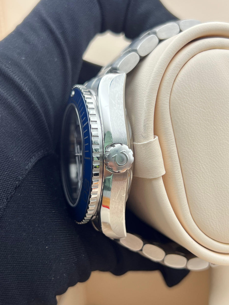 Omega Seamaster Planet Ocean 43.5mm 215.30.44.21.03.001 With Box & Papers Dated 2019