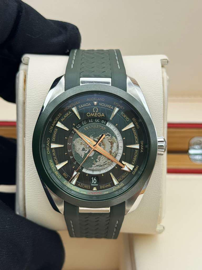 Omega Seamaster Aquaterra World Timer 220.32.43.22.10.001 With Box & Accessories *No Warranty Card*