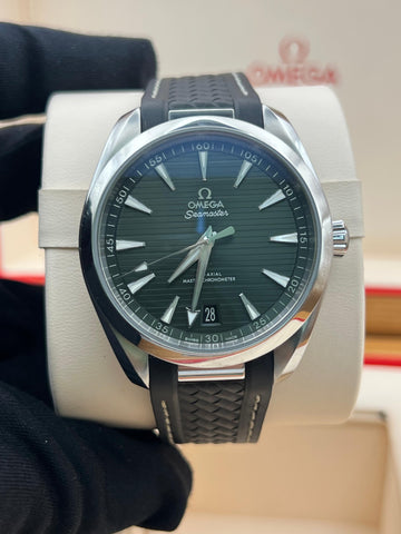 Omega Seamaster Aquaterra Green On OEM rubber strap 220.10.41.21.10.001 Complete Set Dated 2023