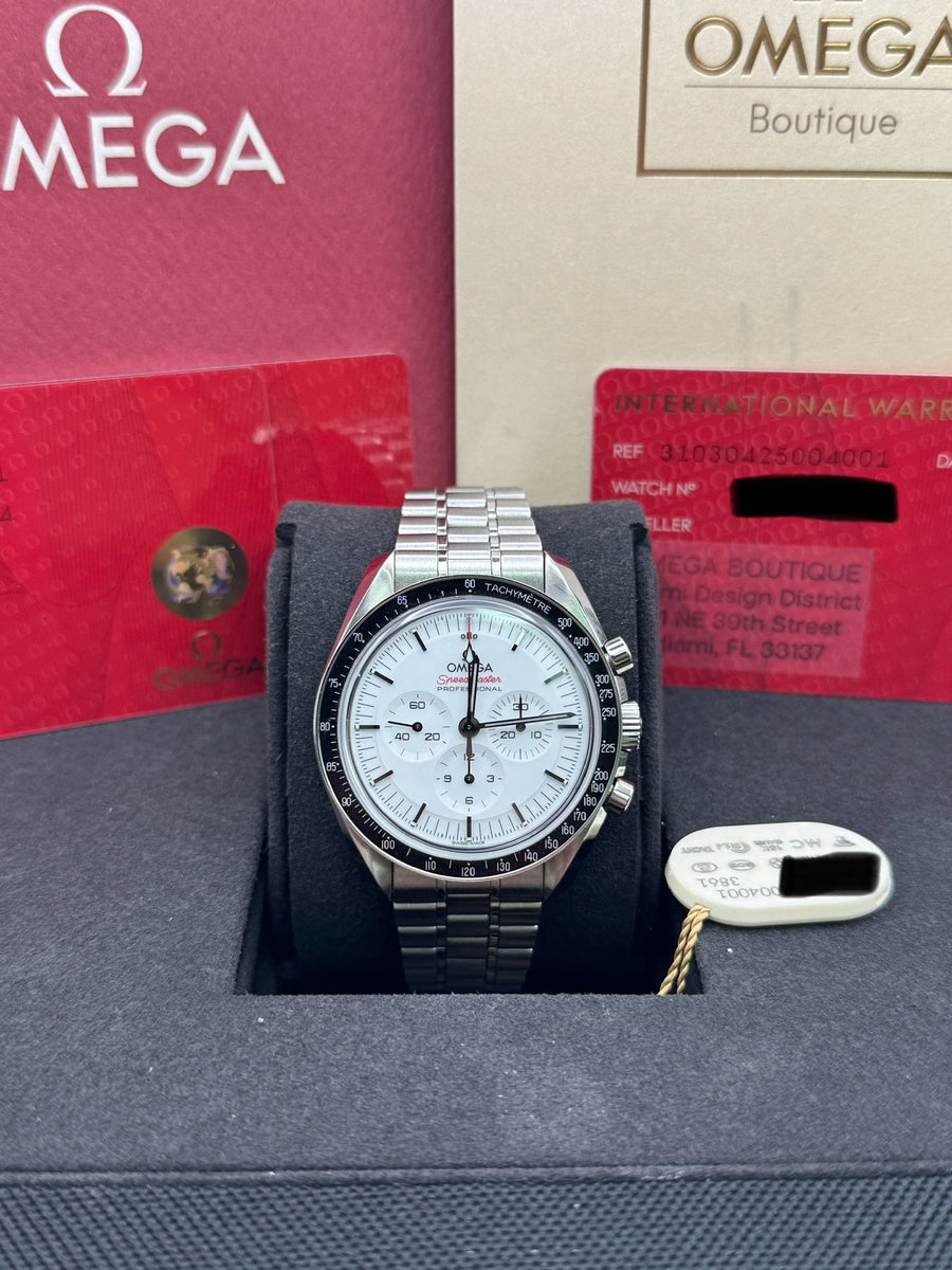 Omega Speedmaster Professional 310.30.42.50.04.001 Complete Set Dated 2024