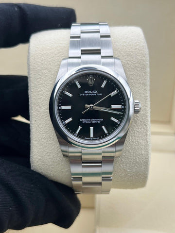 Rolex Oyster Perpetual 34mm 124200 Complete Set Dated 2021