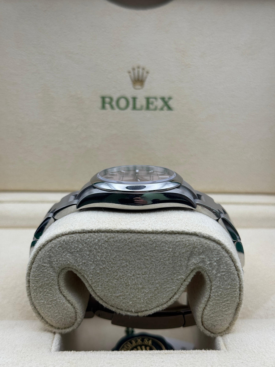 Rolex Oyster Perpetual 124200 Pink Complete Set Dated 12/2024