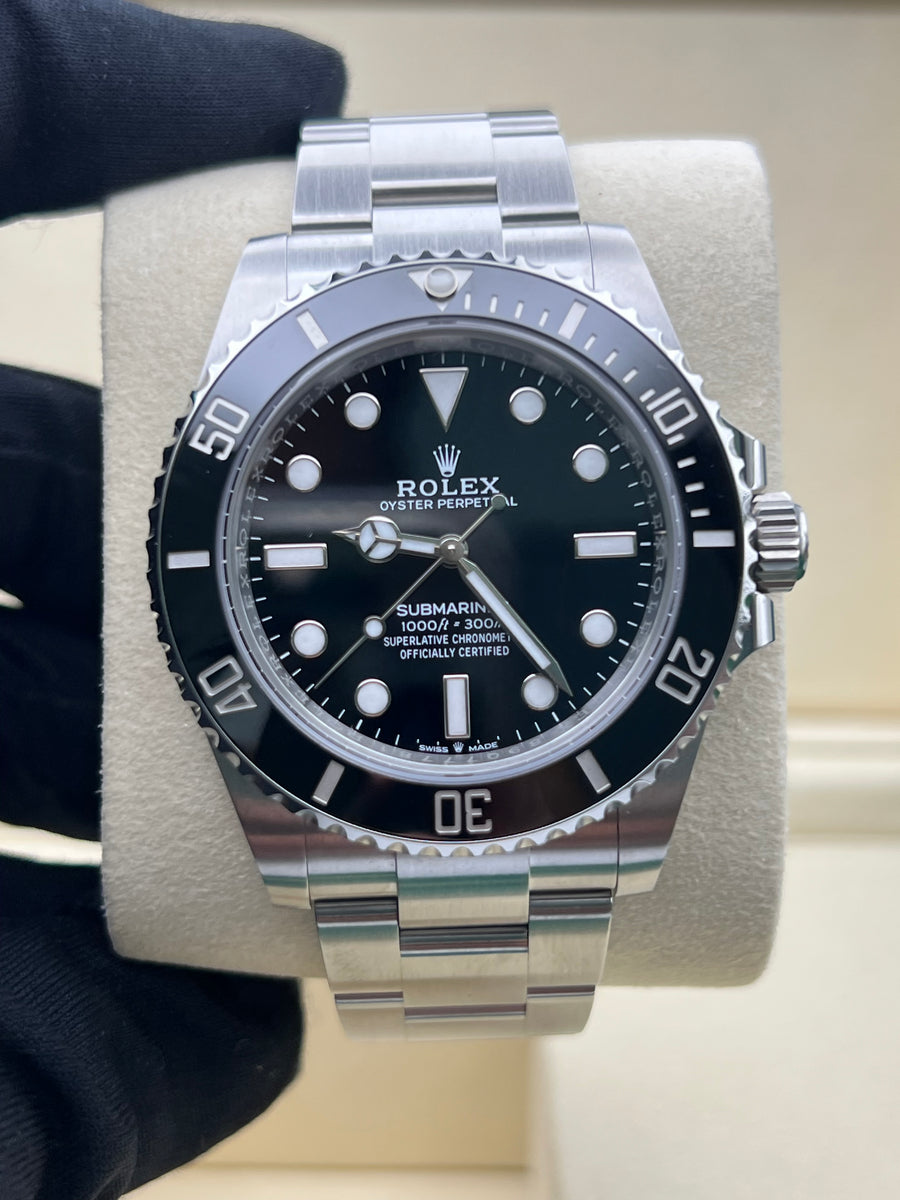 New/Unworn Rolex Submariner 124060LN Complete Set Dated 04/2025