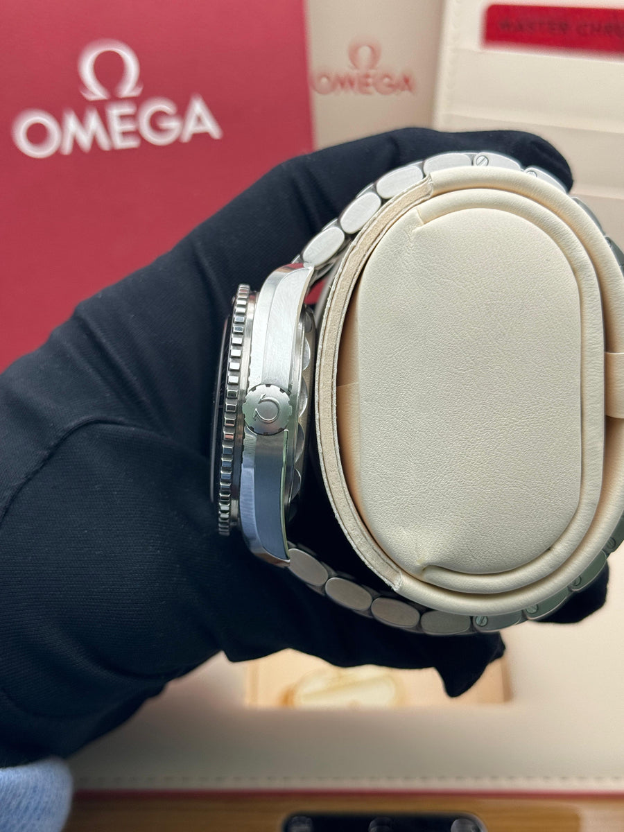 Omega Seamaster Planet Ocean 215.30.44.21.01.001 Complete Set Dated 2022