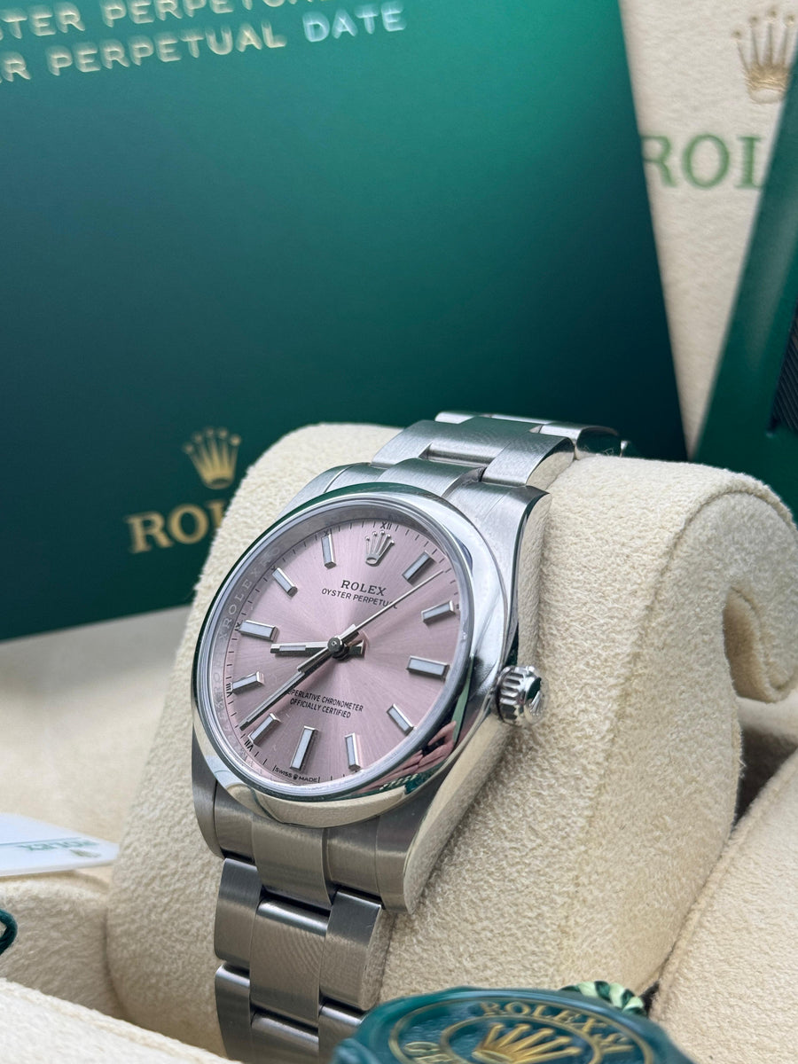 Rolex Oyster Perpetual 124200 Pink Complete Set Dated 12/2024