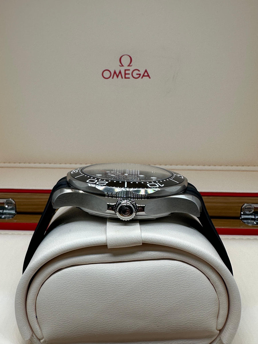 New/Unworn Omega Seamaster Diver 300 ref#210.32.42.20.01.001