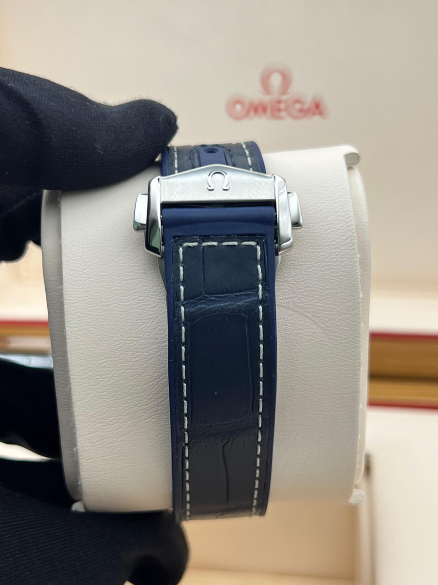 New/Unworn Omega Seamaster Planet Ocean 215.33.44.21.03.001 Complete Set Dated 2025