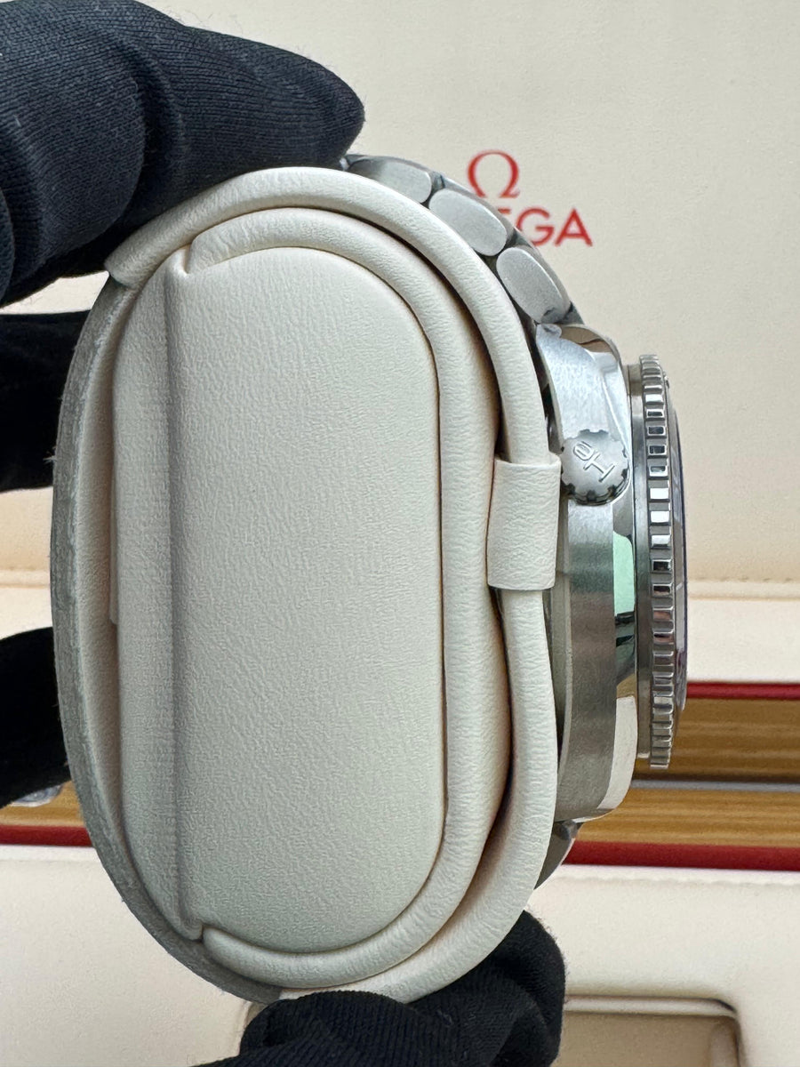 Omega Seamaster Planet Ocean Summer Blue 215.30.40.20.03.002 Complete Set Dated 2024