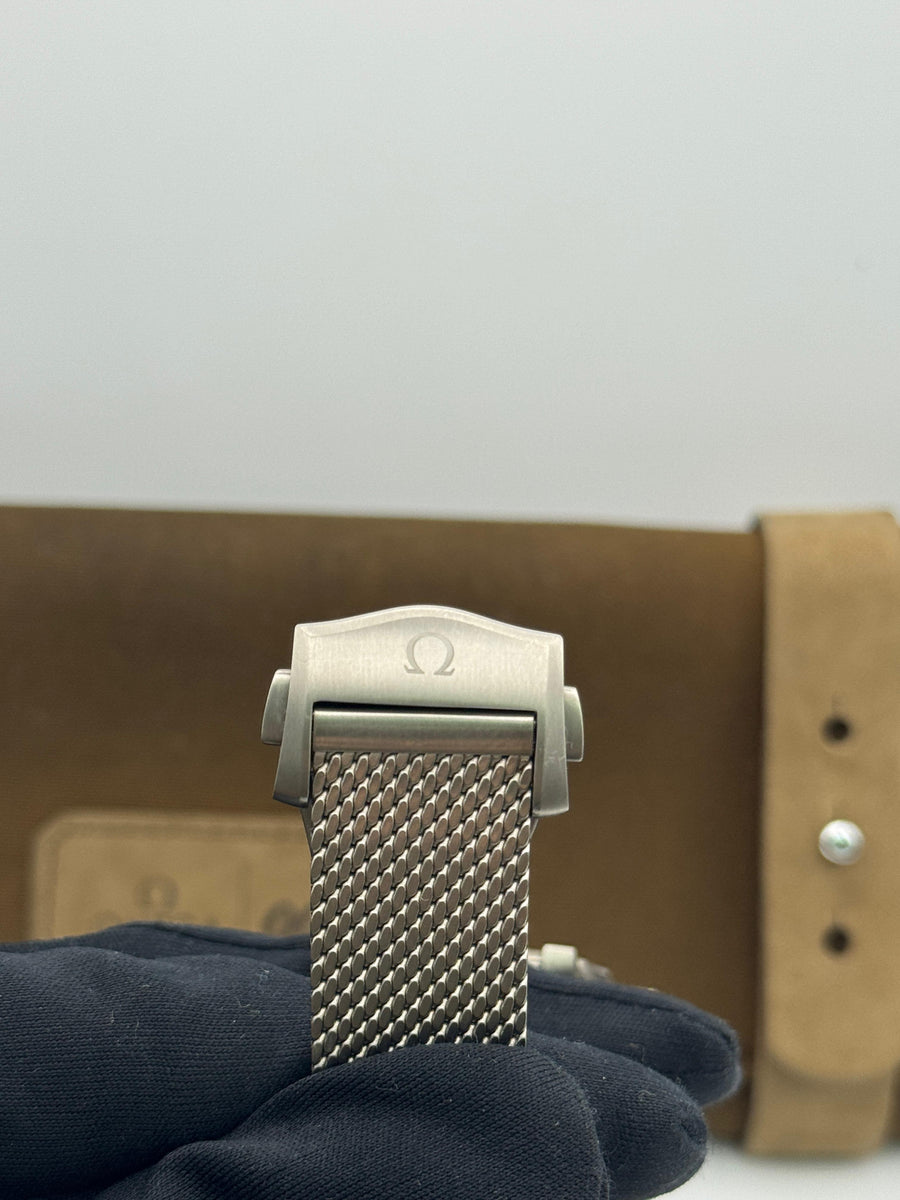 New/Unworn Omega Seamaster Professional No Time To Die 210.90.42.20.01.001 Complete Set Dated 2025