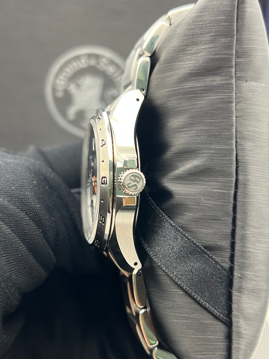 Grand Seiko GMT Quartz SBGN003 Complete Set Dated 2022