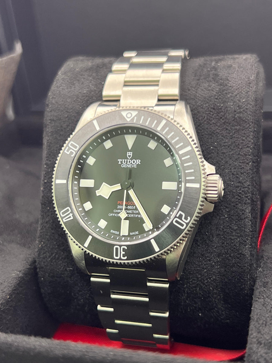 New/Unworn Tudor Pelagos 39mm 25407N Complete Set Dated 06/2025
