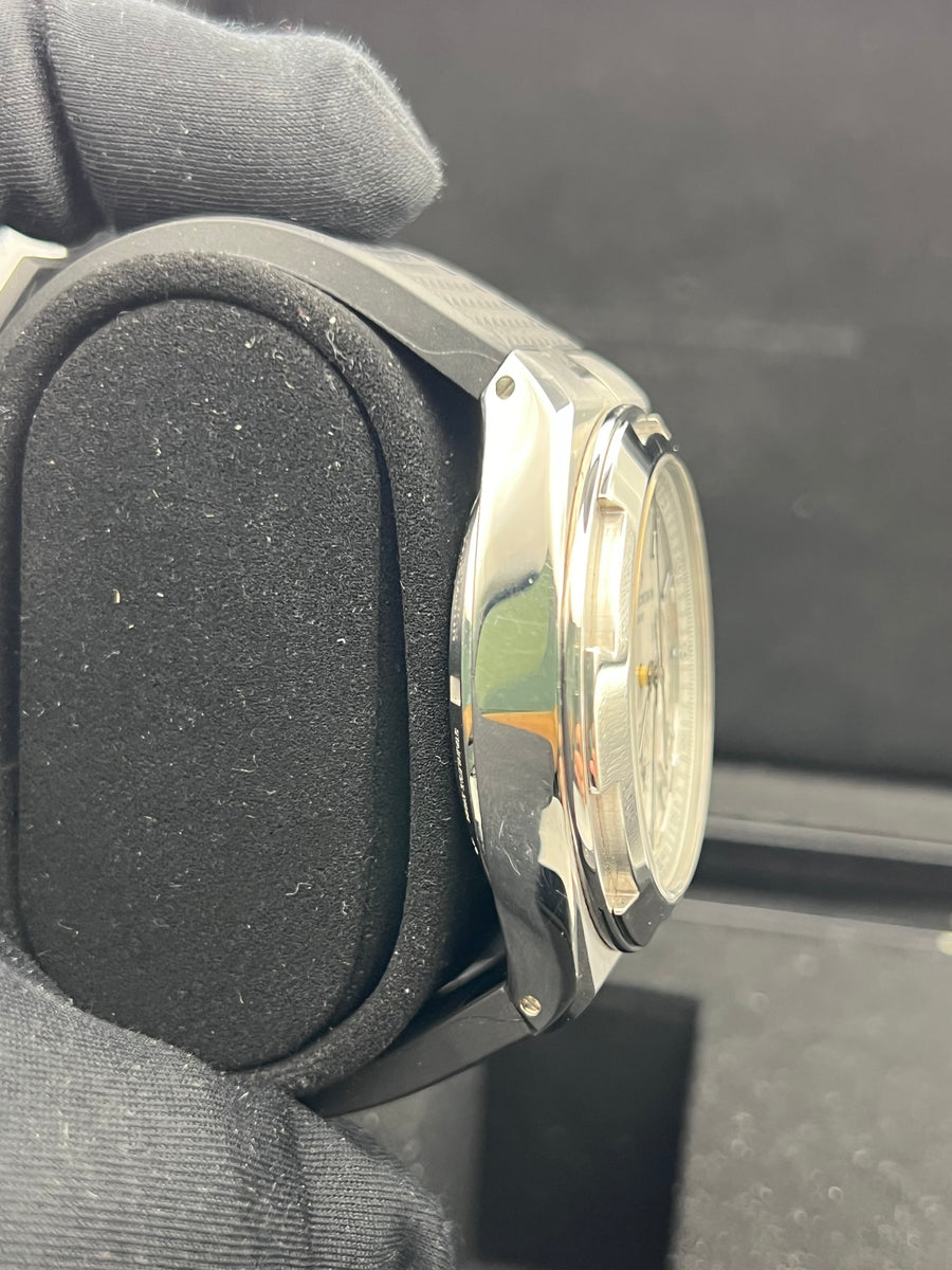 Vacheron Constantine Overseas 5500V With Box & Papers Dated 2019 **No Steel Bracelet**