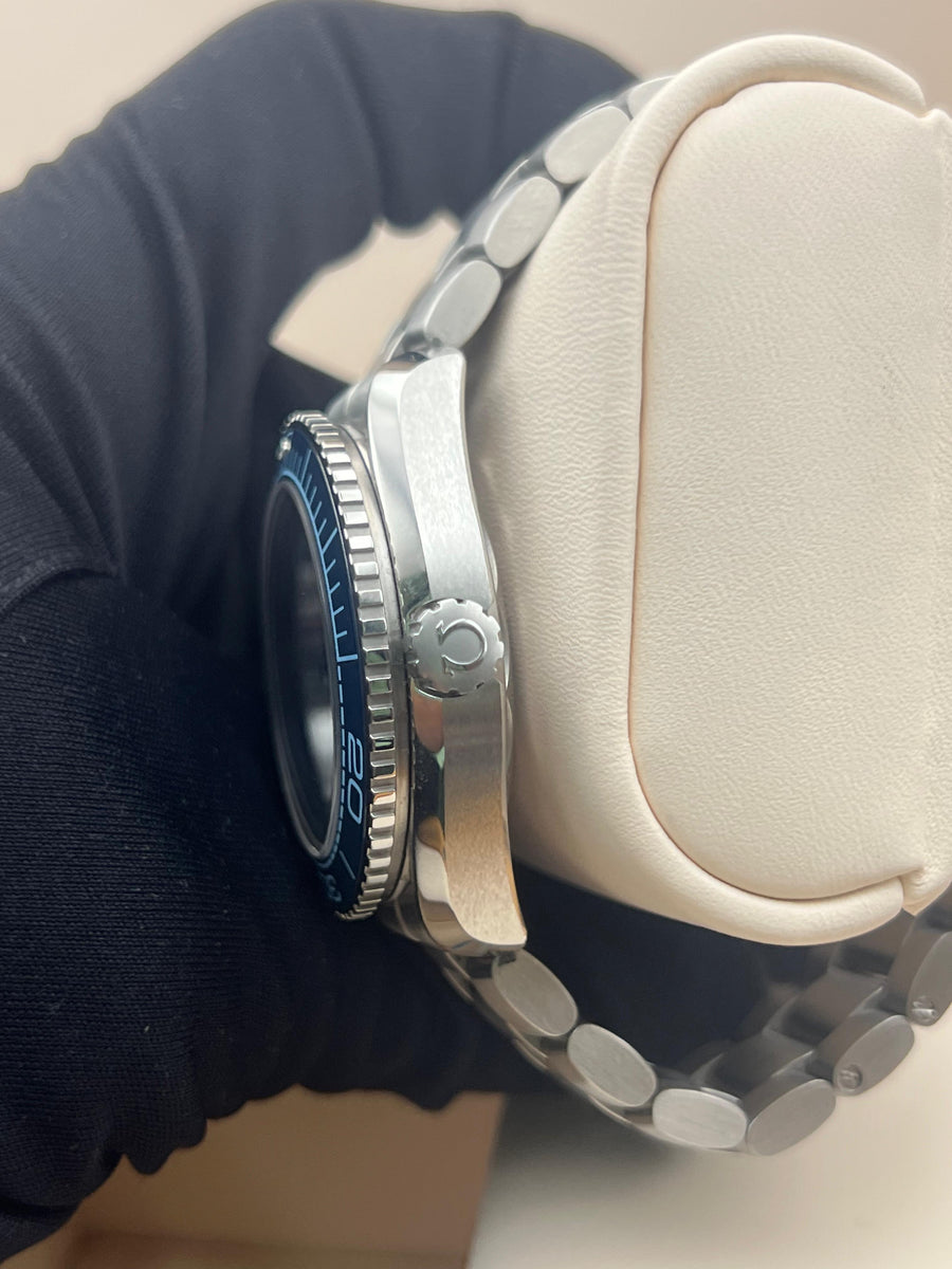 Omega Seamaster Planet Ocean Summer 215.30.40.20.03.002 Complete Set Dated 2024