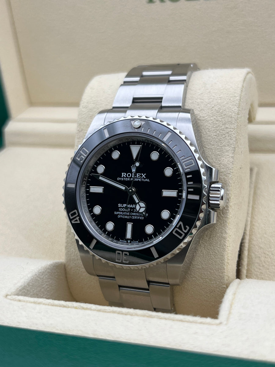 Rolex Submariner 124060LN Complete Set Dated 2022