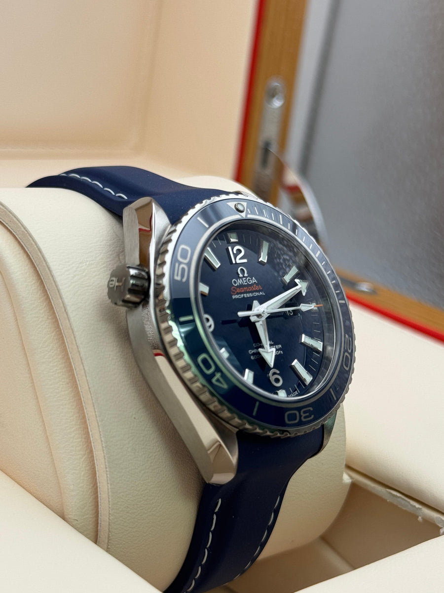 Omega Seamaster Planet Ocean 38mm 232.92.38.20.03.001 With Box & Papers