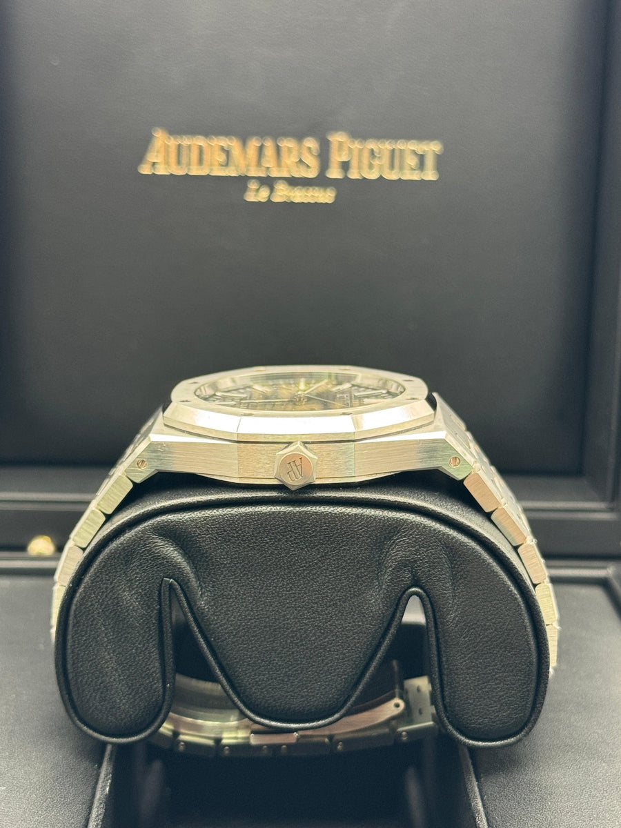 Audemars Piguet Royal Oak 15510ST.OO.1320ST.07 With Box & Papers Dated 2023
