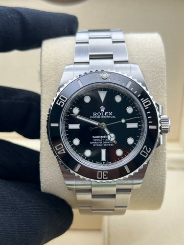 Rolex Submariner 124060LN Complete Set Dated 2022