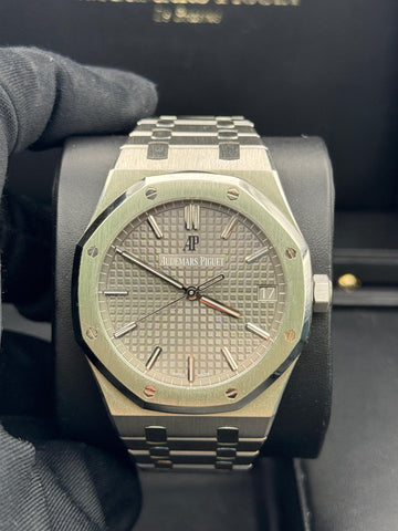 Audemars Piguet Royal Oak 15500ST.OO.1220ST.02 With Box & Papers