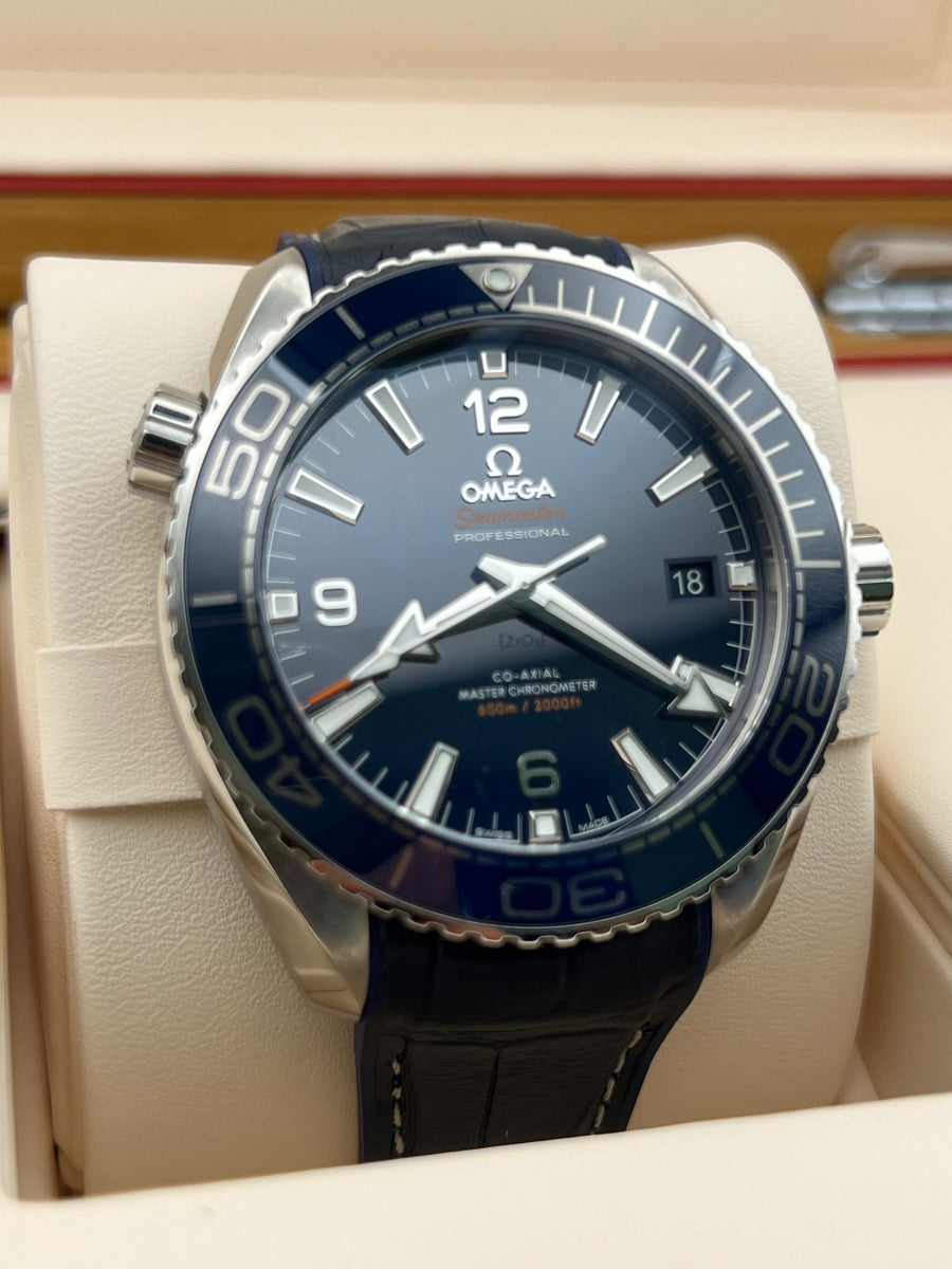 New/Unworn Omega Seamaster Planet Ocean 215.33.44.21.03.001 Complete Set Dated 2025