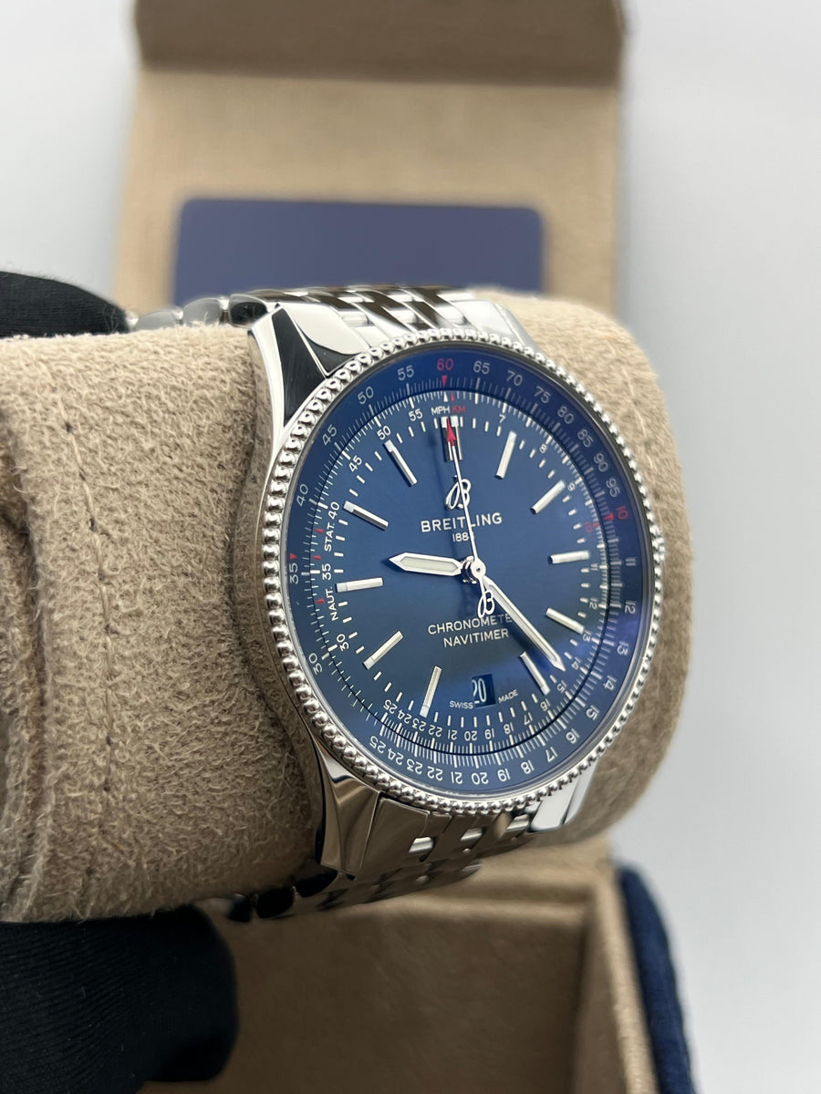 Breitling Navitimer 41mm A17326161C1A1 Complete Set Dated 2022